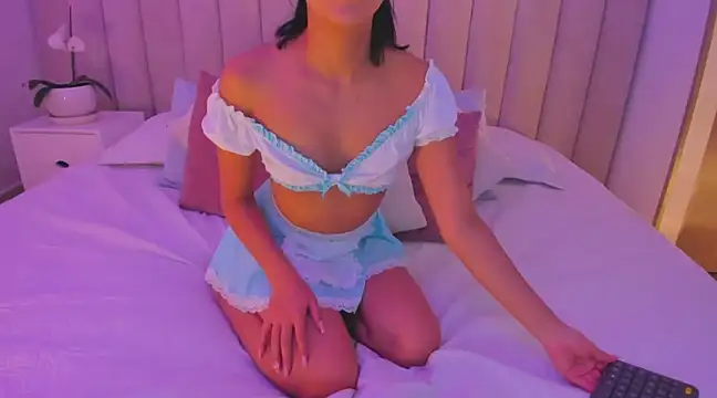 Snapshot of miss_martiina chatting on 03.01.25 miss martiina online show from 03.01.25