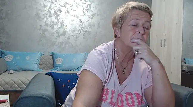 RosesandLillies online show from 03.07.25