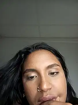 victoria roussee online show from 02.19.25