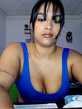 victoria roussee online show from 11.15.25