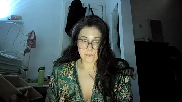 Snapshot of Rosiee69_ chatting on 02.23.25 Rosiee69 online show from 02.23.25