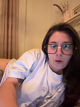 Snapshot of Rosiee69_ chatting on 03.22.25 Rosiee69 online show from 03.22.25