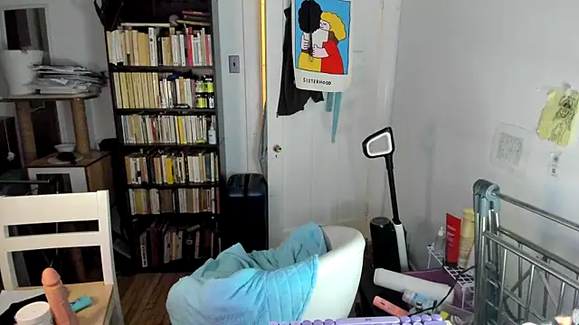 Snapshot of Rosiee69_ chatting on 12.14.25 Rosiee69 online show from 12.14.25