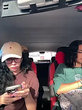 Alice surprise online show from 03.20.26