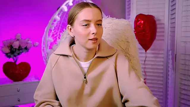 JenniferGraces online show from 02.25.25