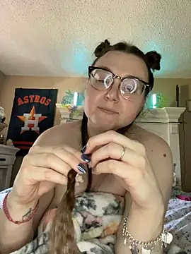 HTXBELLE online show from 03.15.25