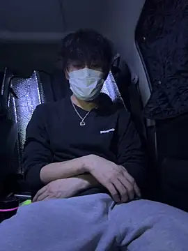 Snapshot of chiba_chan chatting on 04.04.26 chiba chan online show from 04.04.26