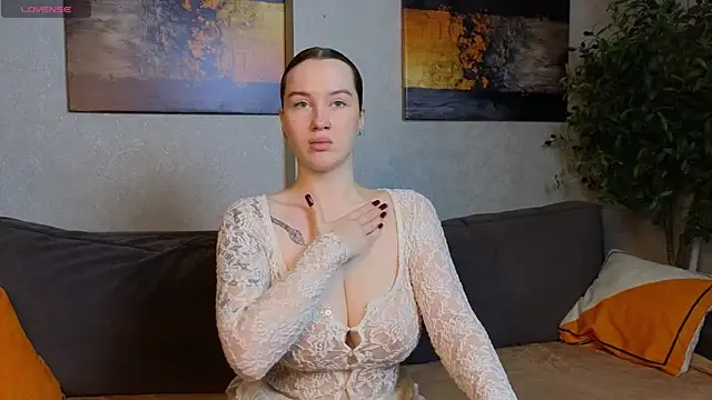 Snapshot of Anna_Carters chatting on 11.22.25 Anna Carters online show from 11.22.25