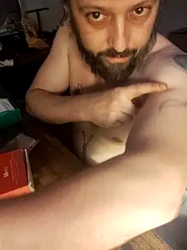 Snapshot of Cummaker69 chatting on 12.16.25 Cummaker69 online show from 12.16.25