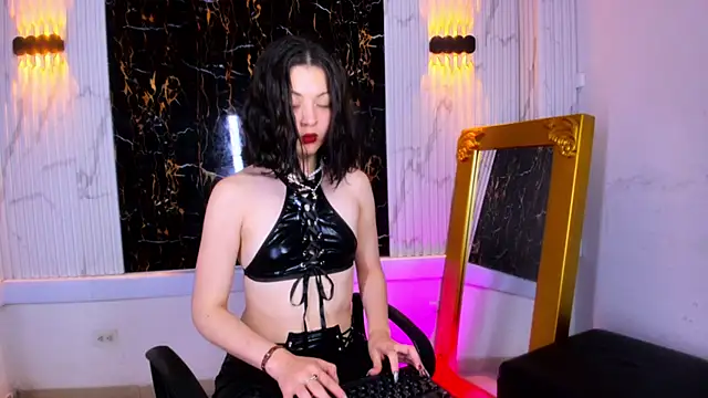 Guxplo  online show from 03.20.25