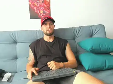 Snapshot of bastianwatson10 chatting on 02.27.25 bastianwatson10 online show from 02.27.25