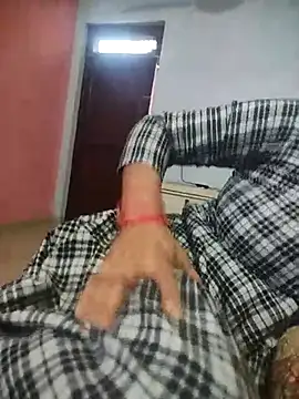 indian couple4 online show from 02.21.25