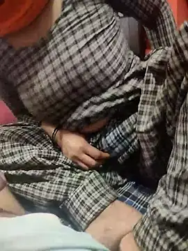 indian couple4 online show from 03.20.25