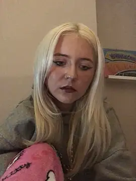 Blondie Sofia Essexbabe online show from 11.08.25