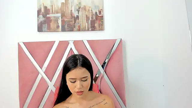 Emily-Carter online show from 12.15.25