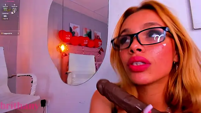 Snapshot of brithany_clark chatting on 02.21.25 brithany clark online show from 02.21.25