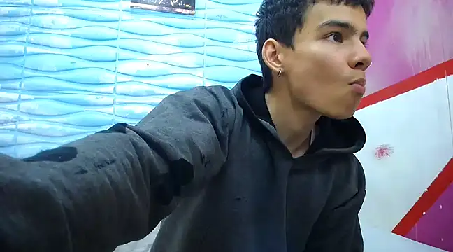 seigfried0 online show from 03.17.25