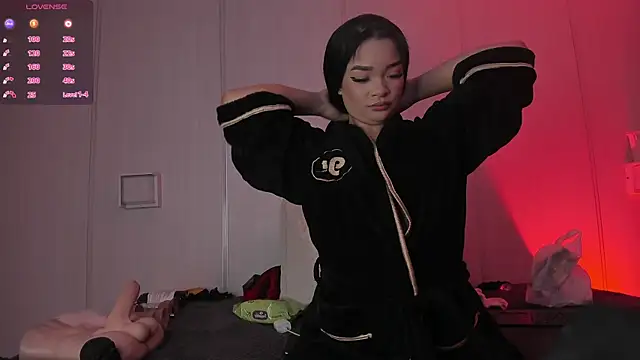 Snapshot of sasha_riverss chatting on 12.22.25 sasha riverss online show from 12.22.25