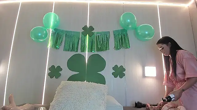 Snapshot of sasha_riverss chatting on 03.17.26 sasha riverss online show from 03.17.26