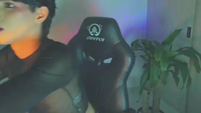 Snapshot of luna_stanford chatting on 01.16.26 luna stanford online show from 01.16.26