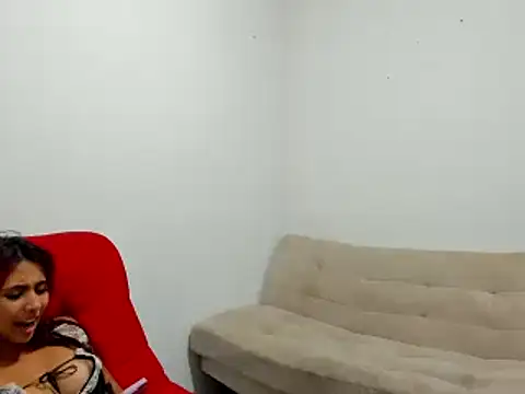 horrny 18 victoria online show from 10.25.25