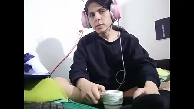 Baby VI fem online show from 03.02.25