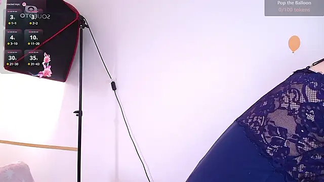 Snapshot of Elise_Nyx chatting on 08.04.26 Elise Nyx online show from 08.04.26