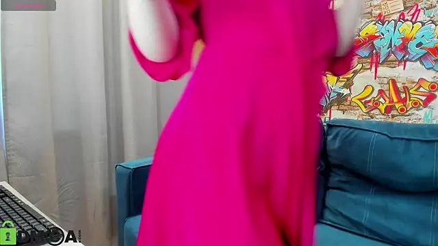 Sandra Wi1son online show from 04.24.26