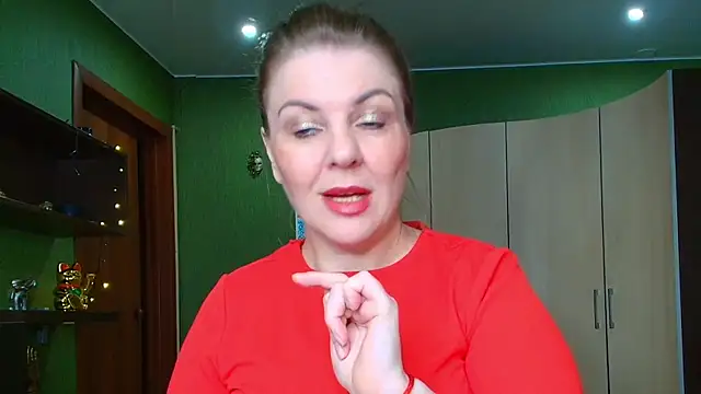 Snapshot of VeronikawGold chatting on 07.29.26 VeronikawGold online show from 07.29.26
