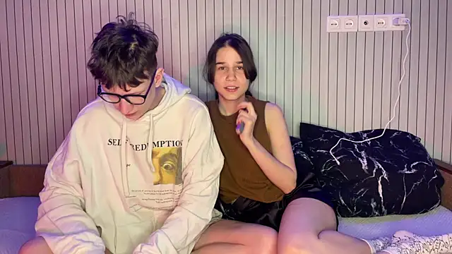 Snapshot of baby_lesi chatting on 02.05.26 baby lesi online show from 02.05.26