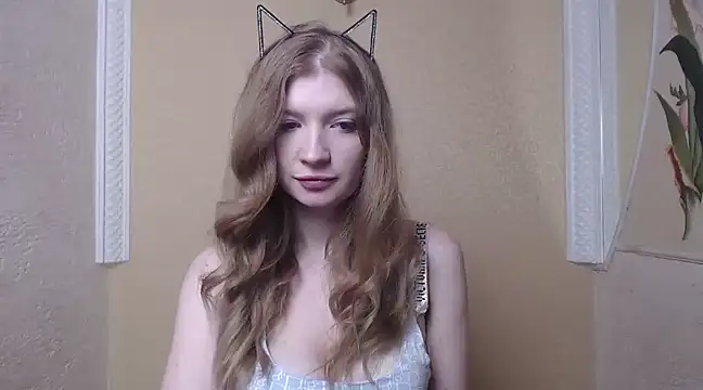 Snapshot of faiirylight chatting on 03.09.25 faiirylight online show from 03.09.25