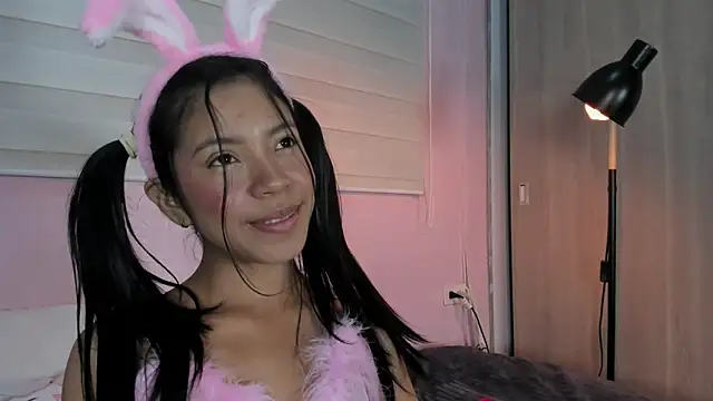 Snapshot of emily_sweett24 chatting on 03.09.25 emily sweett24 online show from 03.09.25