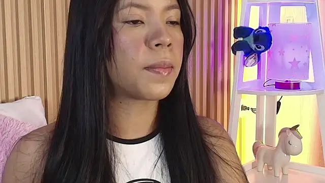 Snapshot of emily_sweett24 chatting on 01.12.26 emily sweett24 online show from 01.12.26