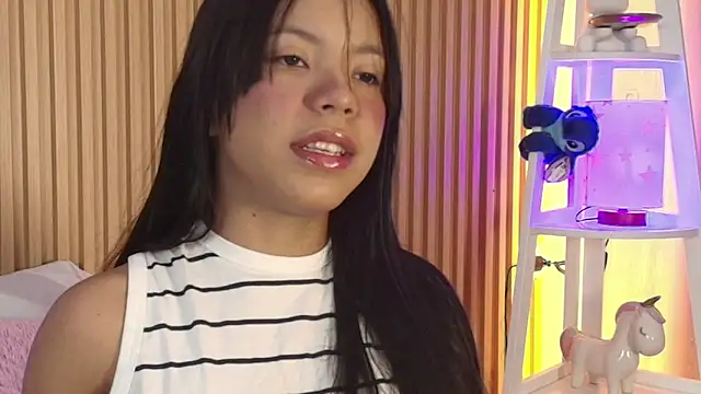 Snapshot of emily_sweett24 chatting on 01.14.26 emily sweett24 online show from 01.14.26