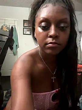 Snapshot of BubblyBabyy chatting on 09.20.25 BubblyBabyy online show from 09.20.25