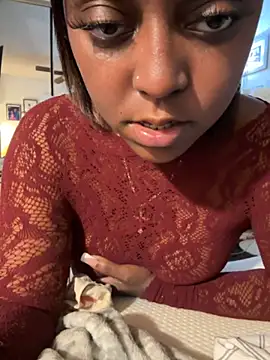 Snapshot of BubblyBabyy chatting on 11.10.25 BubblyBabyy online show from 11.10.25