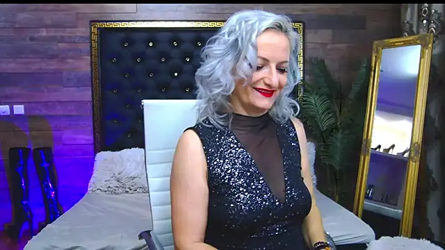 Snapshot of LadyTouch chatting on 03.02.25 LadyTouch online show from 03.02.25