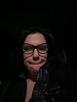 Snapshot of LadydeSade chatting on 11.25.25 LadydeSade online show from 11.25.25