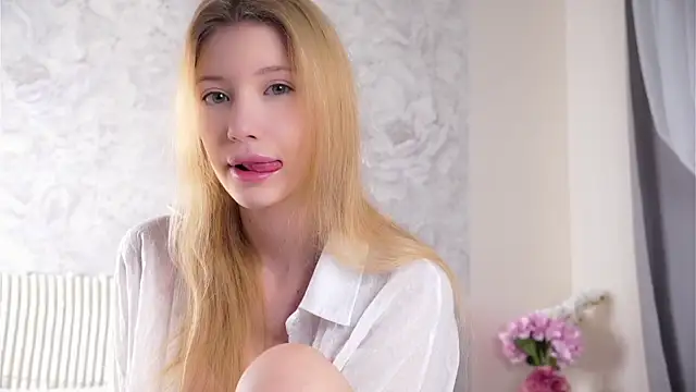 SunnivaCovil online show from 04.30.26