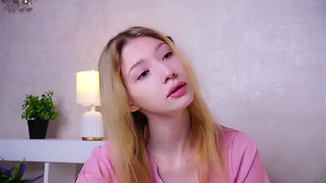 SunnivaCovil online show from 06.14.26