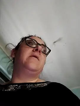 Dolcecurvy online show from 02.19.26