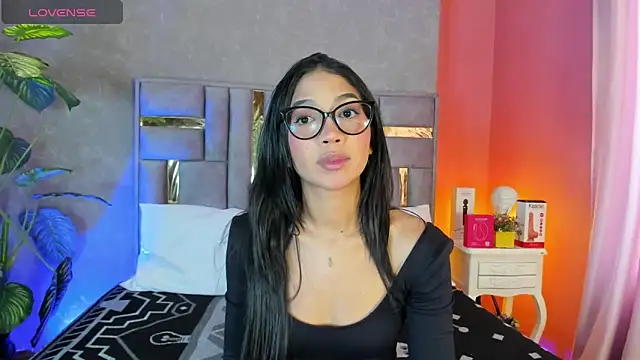 Tyla Ks online show from 05.22.26
