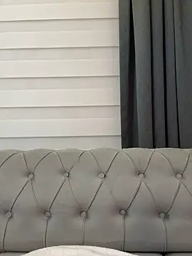 laraaaaaa online show from 10.02.25