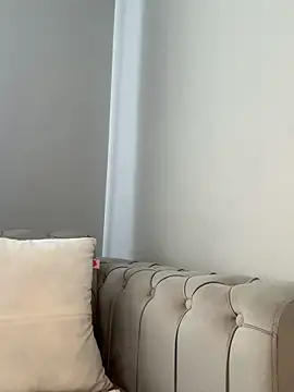 Snapshot of laraaaaaa chatting on 11.03.25 laraaaaaa online show from 11.03.25