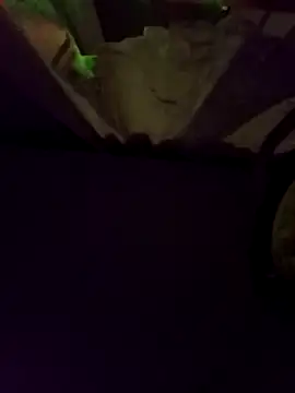 Snapshot of GrindingOvermuch chatting on 11.07.25 GrindingOvermuch online show from 11.07.25