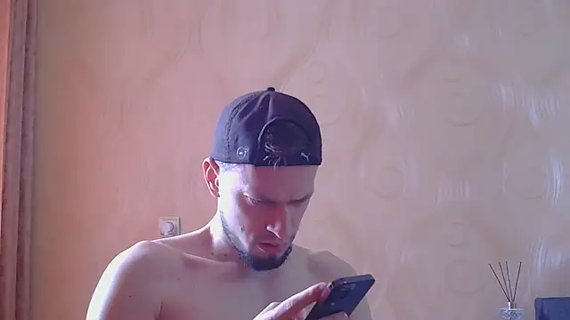 Snapshot of frama666 chatting on 07.14.26 frama666 online show from 07.14.26