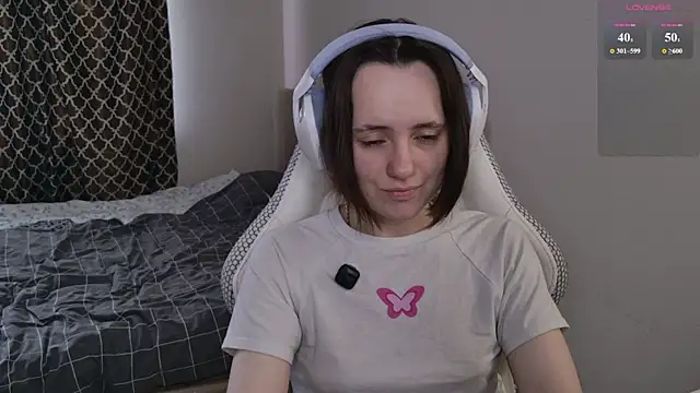 Luna Loveee online show from 06.14.26