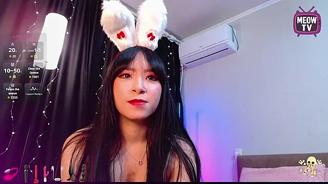 miyakimi0101 online show from 11.17.25