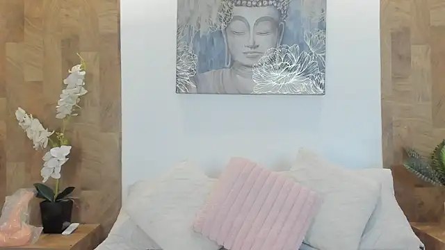 Lucia Brown  online show from 06.09.26
