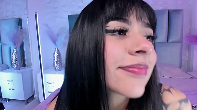 Selene bennet online show from 05.05.26
